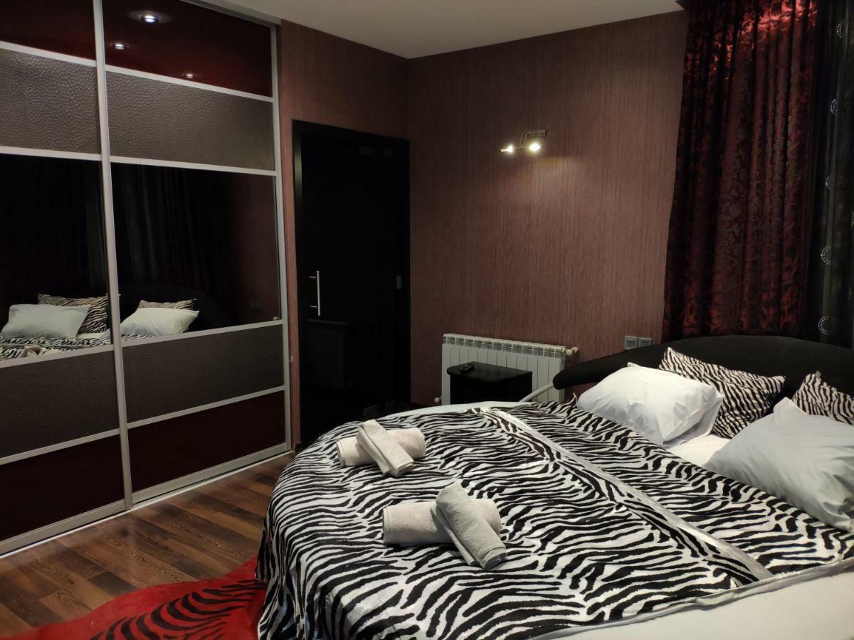 Nizami Apartment Баку Екстериор снимка