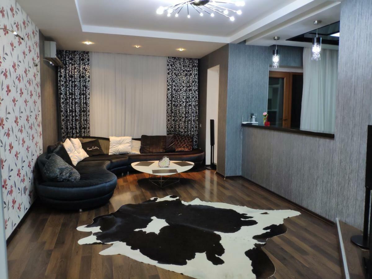 Nizami Apartment Баку Екстериор снимка